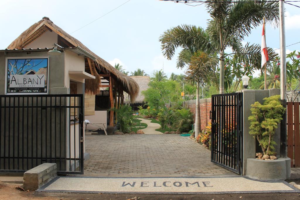 Albany Home Stay Kuta  Екстер'єр фото