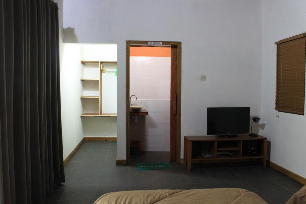 Albany Home Stay Kuta  Екстер'єр фото