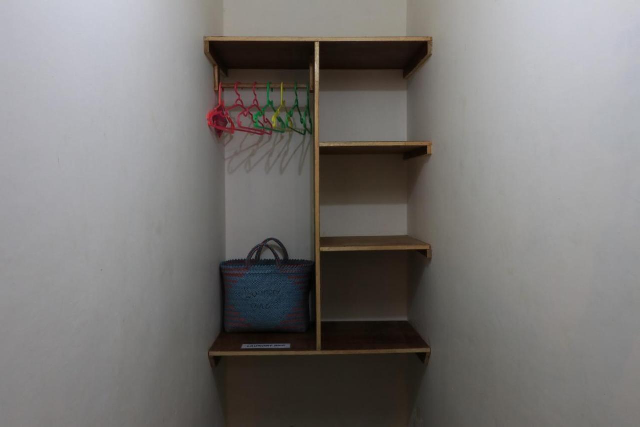 Albany Home Stay Kuta  Екстер'єр фото