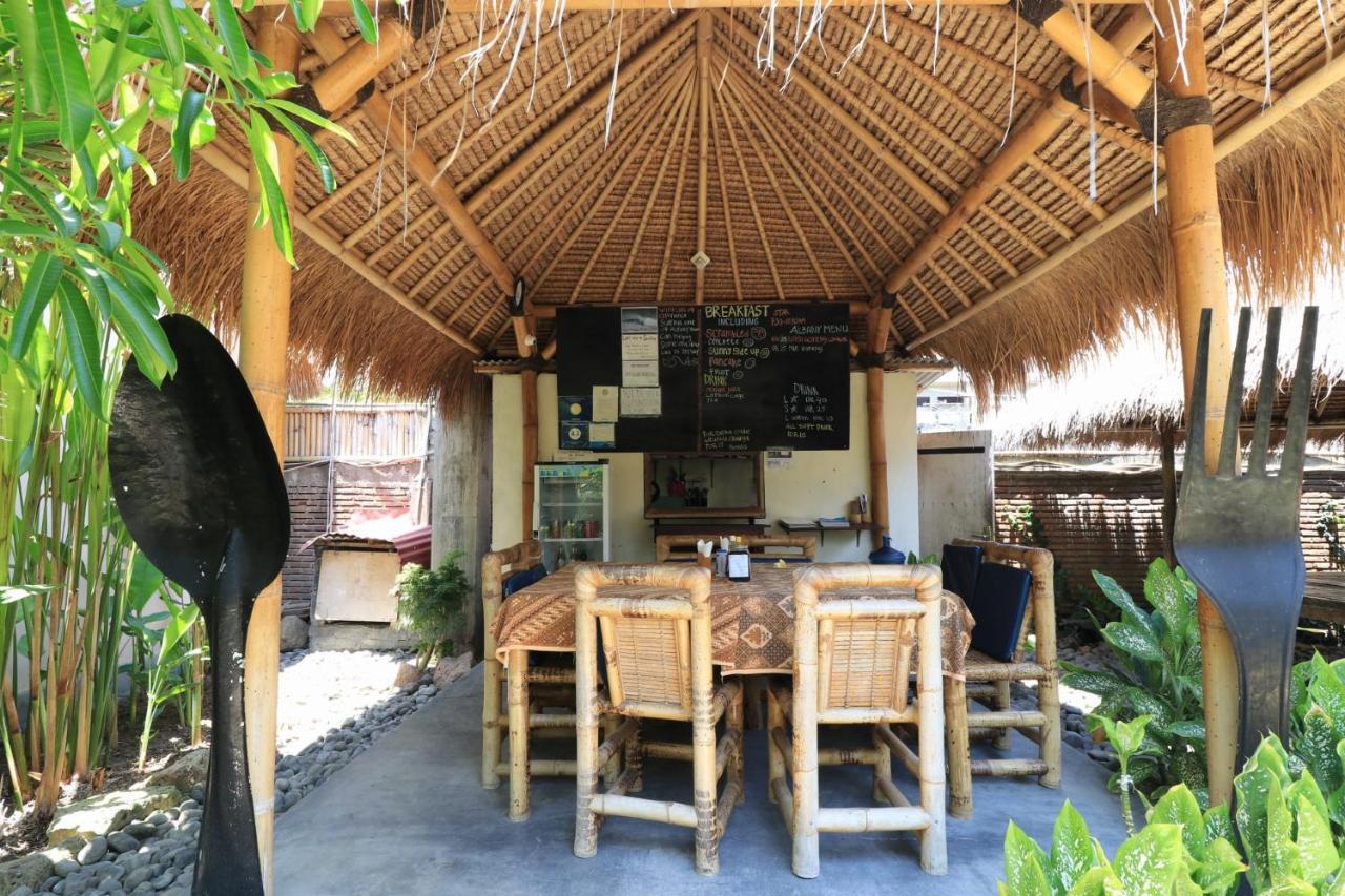 Albany Home Stay Kuta  Екстер'єр фото